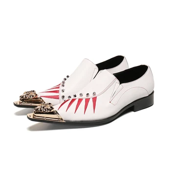 2023 Оригинални обувки за бала с нитове, елегантни обувки, за да се изяви с остър бомбе, мъжки вечерни обувки от волска кожа, в британския стил