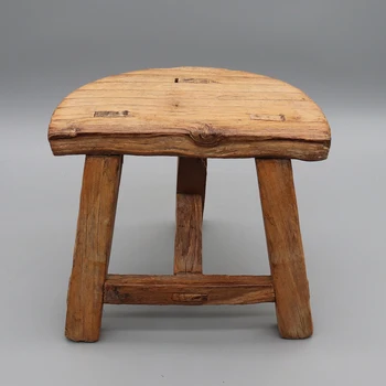 Малка дървена табуретка, с полукръгла столче, старият, от масивно дърво, китайски антики